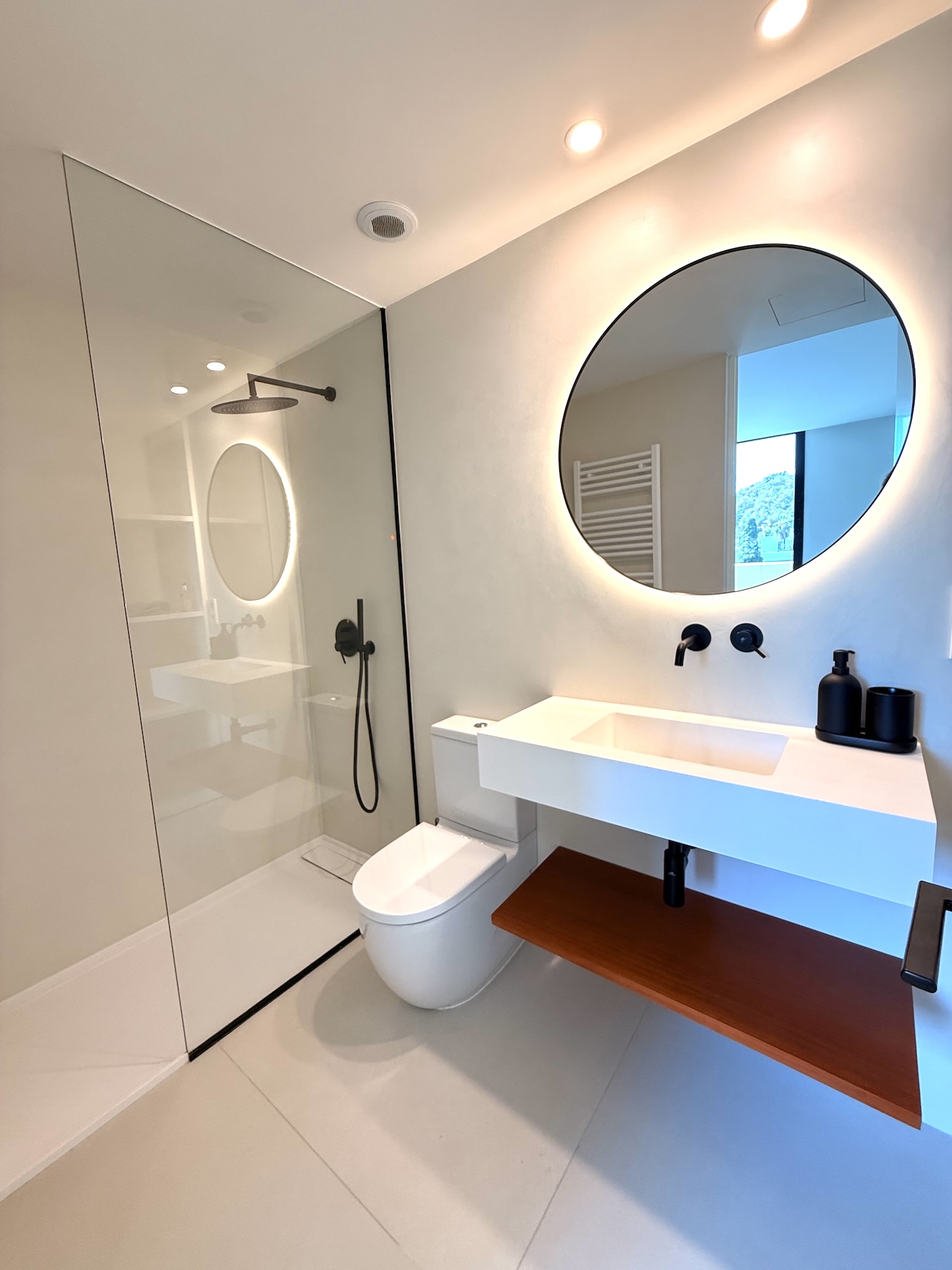 Resa Estates Ibiza longterm rent Talamanca penthouse bathroom 1.jpeg